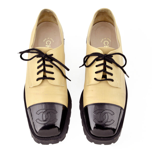 Chanel Patent Cap-Toe Beige Leather Oxford Shoes sz 38.5